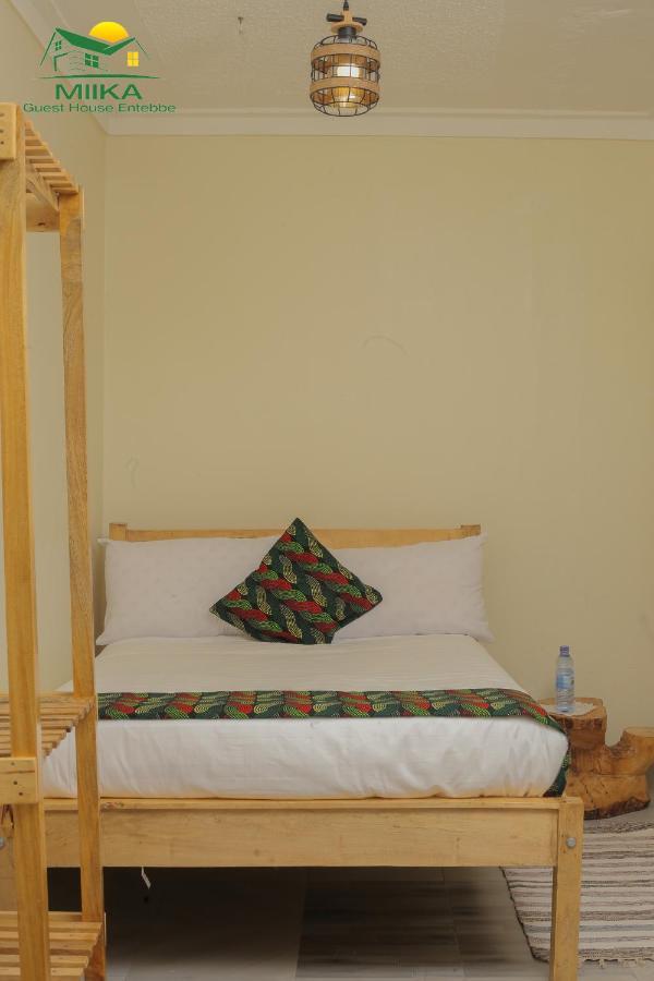 Miika Guest House Entebbe Eksteriør bilde